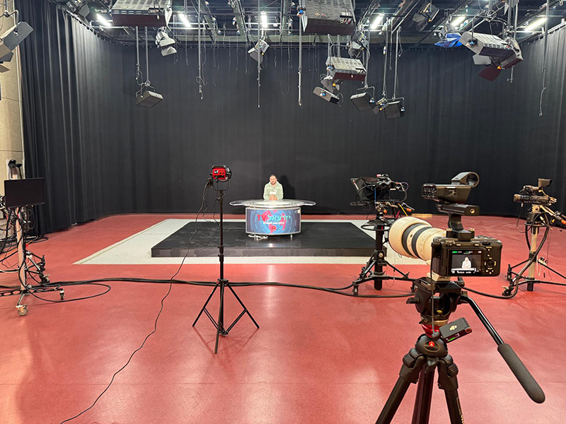 מרכז התקשורת